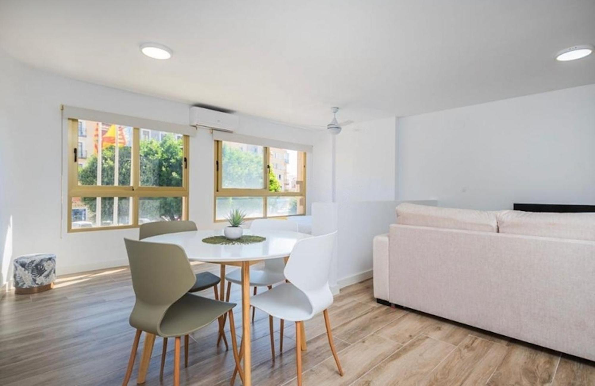 Vive La Vila Cozy Apartment By The Beach Villajoyosa Exterior foto